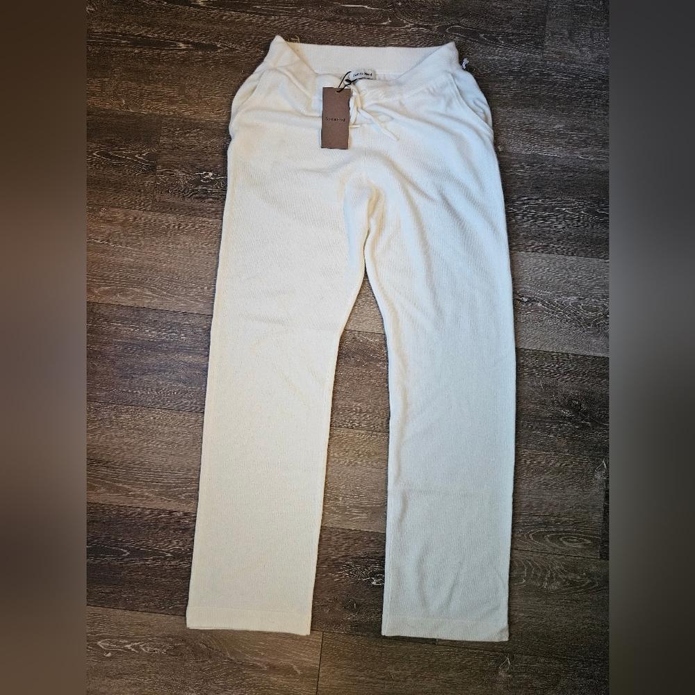 Gentle Herd 100% Cashmere straight leg pants